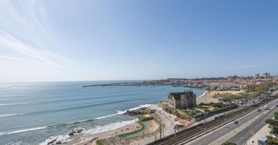 This stunning duplex is for sale on idealista