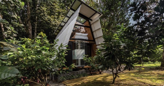 Esta casa pré-fabricada totalmente sustentável é um refúgio perfeito para viver fora da cidade