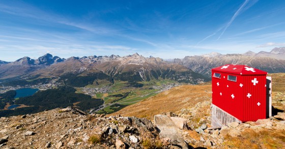 Casas de banho públicas nos Alpes suíços