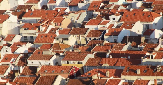 Venda de casas e crédito à habitação ao rubro em tempos de pandemia “à boleia” dos estrangeiros