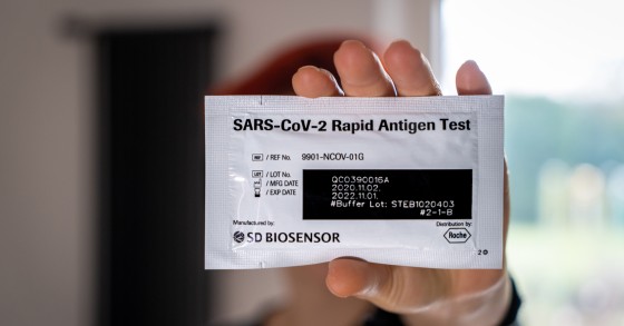 Venda de autotestes rápidos em supermercados