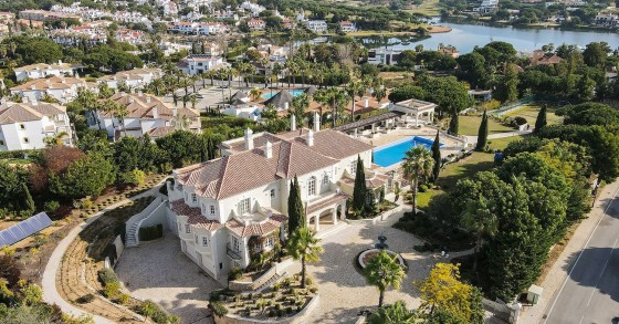 Mansion for sale in the Quinta do Lago Resort