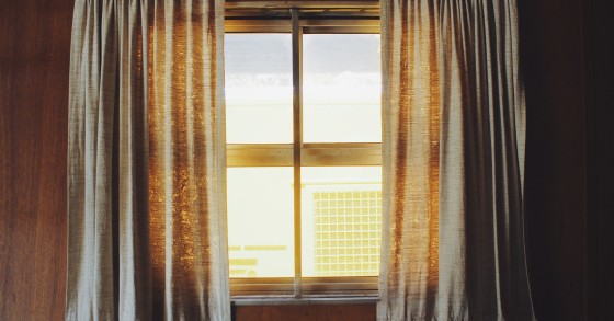 Onda de calor: dicas para estar fresco em casa e gastar pouca luz