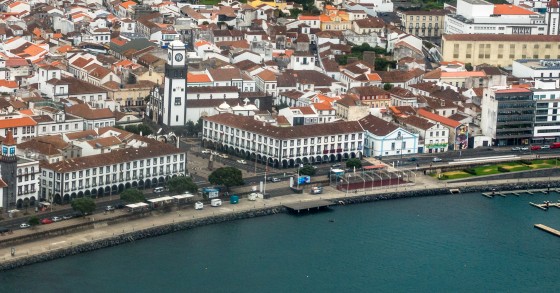Viver em Ponta Delgada: um paraíso onde o imobiliário está ao rubro
