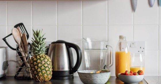 Dicas para pintar os azulejos da cozinha ou casa de banho