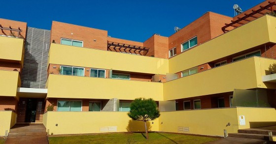 Casas novas à venda