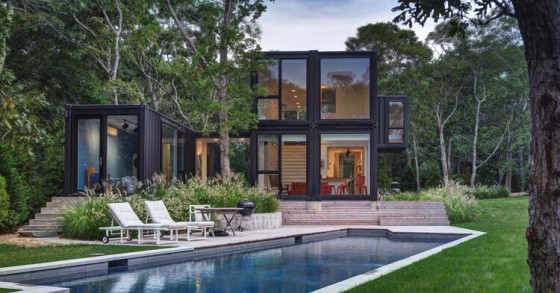 Casas feitas de contentores