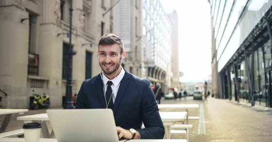 agentes imobiliários 