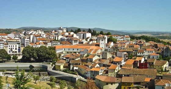 Casas para famílias carenciadas em Bragança