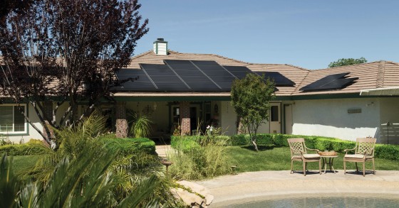 painéis solares em telhados