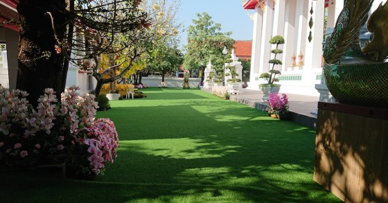 relva artificial em jardim