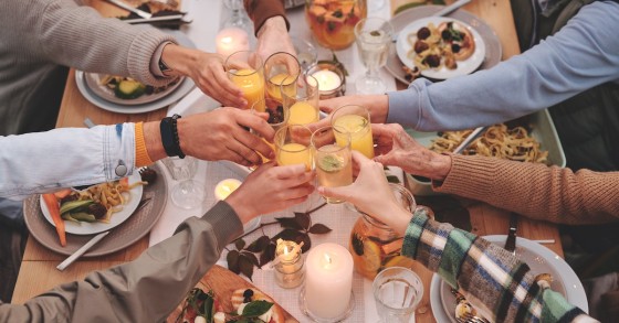 jantar com amigos