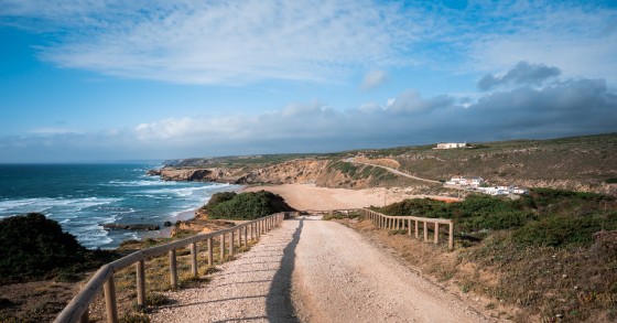 The coast of Aljezur will be home to a new route for cycling in Portugal