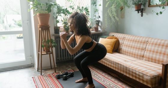 Exercício físico: como promover o bem estar em casa ou no escritório
