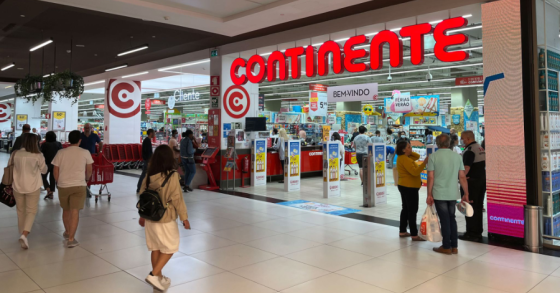 Continente do centro comercial Colombo muda de mãos