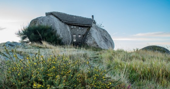 Casa do Penedo, Portugal