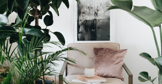 As plantas artificiais estão de volta e prometem surpreender na decoração de casa