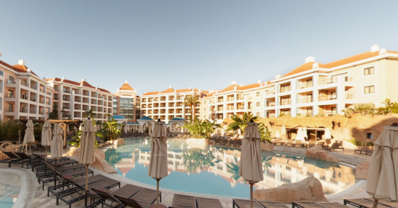 Hotéis no Algarve a venda