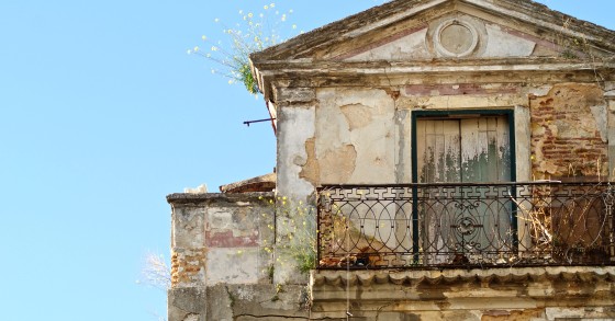 Famílas a viver em condições indignas