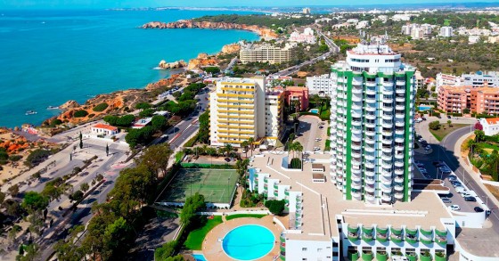 Casas com vistas para o mar