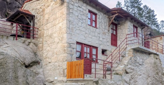Casas com espaço à venda em Portugal