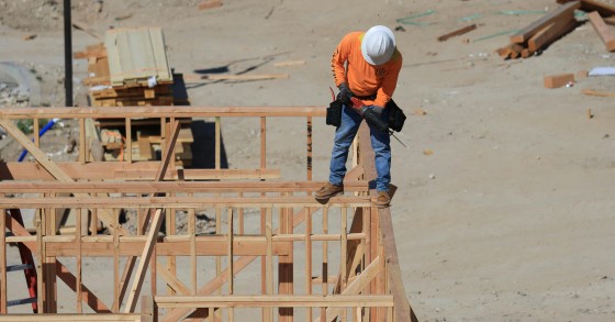 Construção de casas em Portugal com o PRR