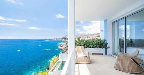 Seafront villa in Madeira