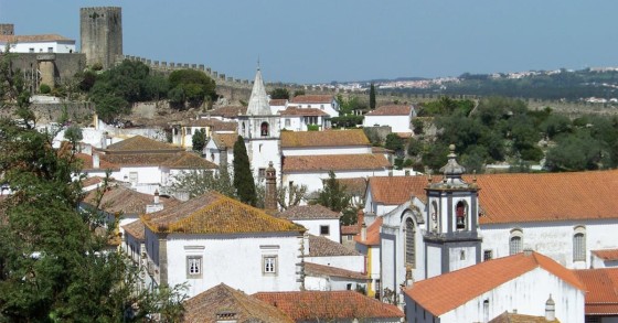 Construção de casas em Óbidos