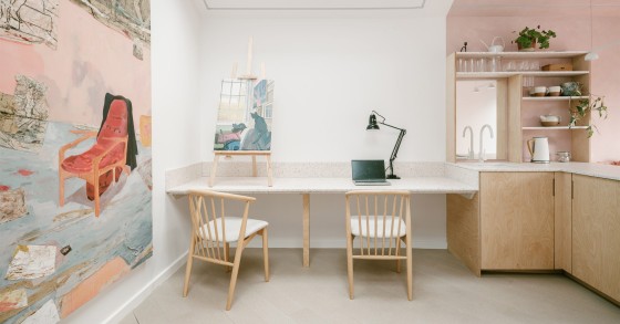 La casa Kim-oflage, desarrollada por Delve Architects, tiene el origen en la combinación de los nombres de los clientes, llamados Kit e Imogen, y camuflaje.