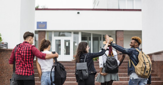 Comprar casa junto às melhores escolas 