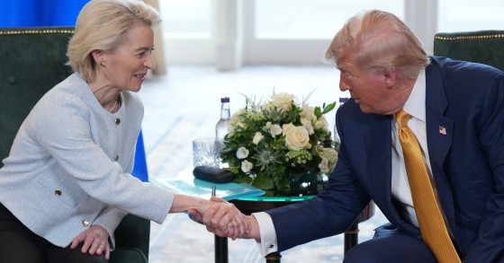 Ursula von der Leyen e Donald Trump