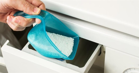 Sal grosso na máquina de lavar