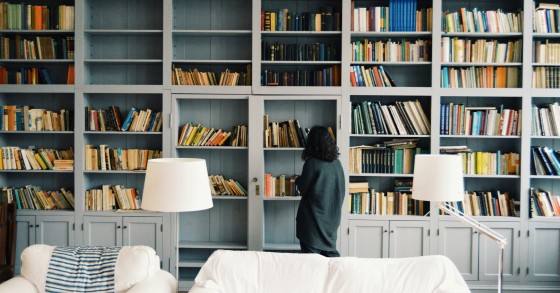 decorar a casa com livros