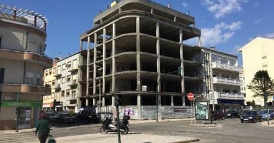 Edifício abandonado em Aveiro