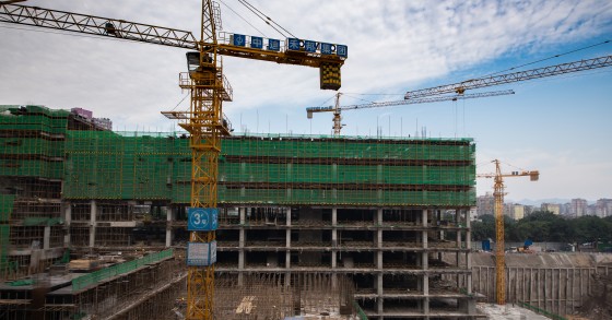 Prédios em construção