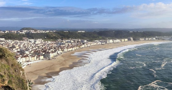 Casas na Nazaré investigadas pela PJ