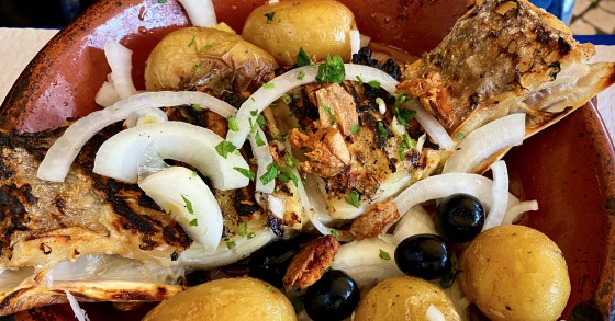 What do Portuguese eat at Easter