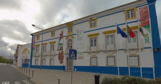 Construir casas em solos rústicos em Grândola