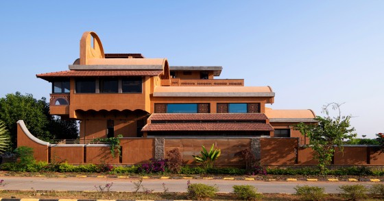 Aurva Illam