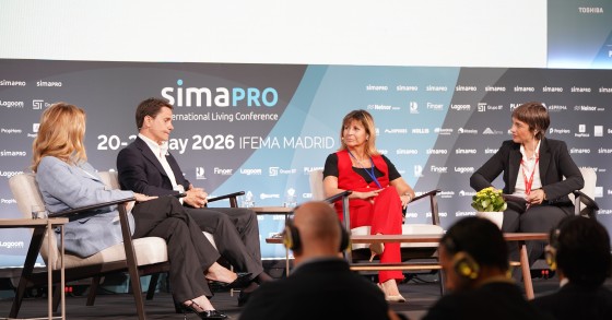 (Da esq, à dir.): Helena Beunza (ASVAL), Jaime Luque (Comissão Europeia), Carolina Roca (Asprima) e María Andreu (Finaer)