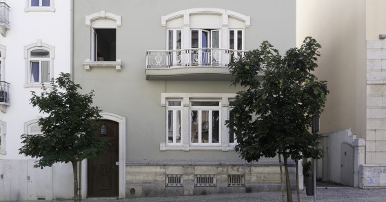 Edifício de escritórios na Rua Tomás Ribeiro