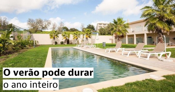 Casas com jardim e piscina