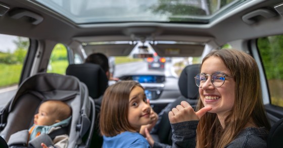 Família no carro
