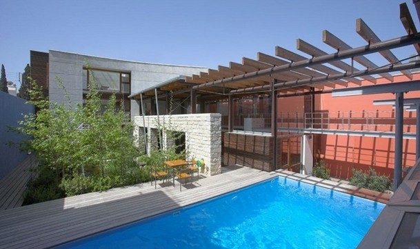 Aumento das rendas: Governo garante que "assunto está em análise"