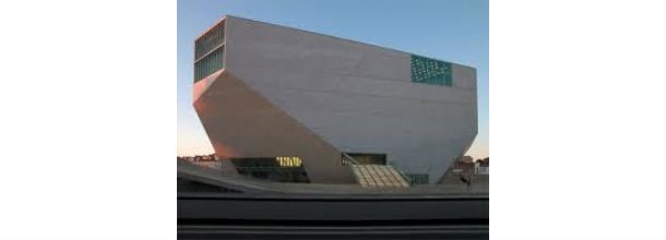 faça um "tour" arquitectónico pelo porto