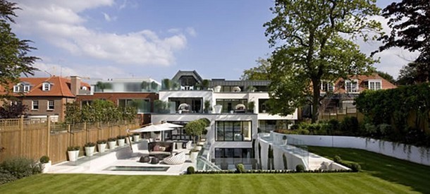 Crédito habitação sozinho ou em casal: o que ter em conta para decidir