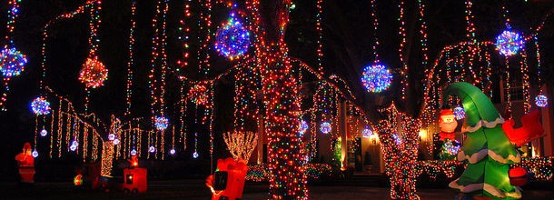 conheça as casas mais iluminadas do natal (fotos)