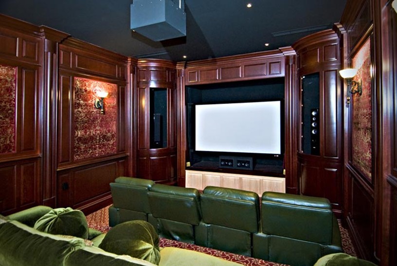 Itália: Meloni vai liderar o governo mais à direita desde a II Guerra