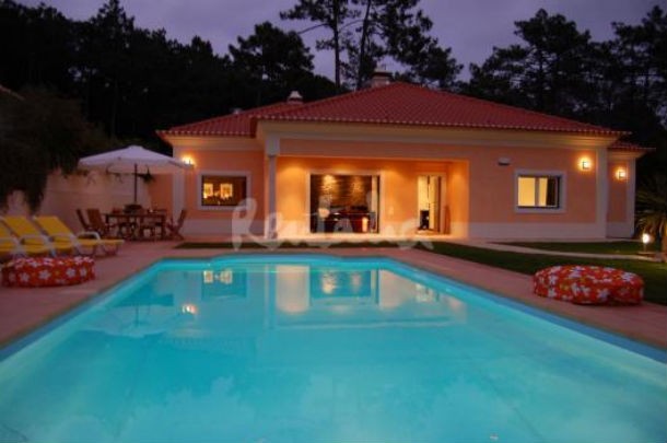 casas de fim-de-semana: fantástica vivenda com piscina coberta em colares (sintra)