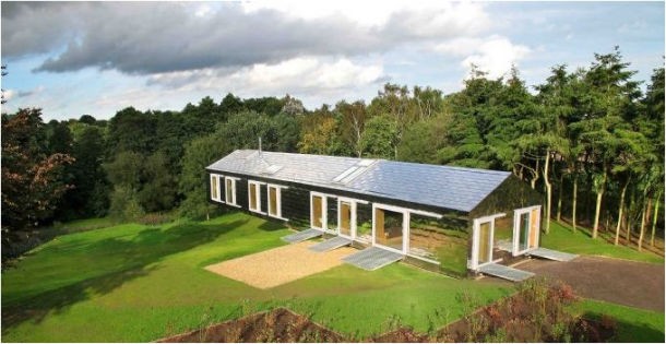 Da palha ao bambu: materiais de construção que ajudam a poupar energia